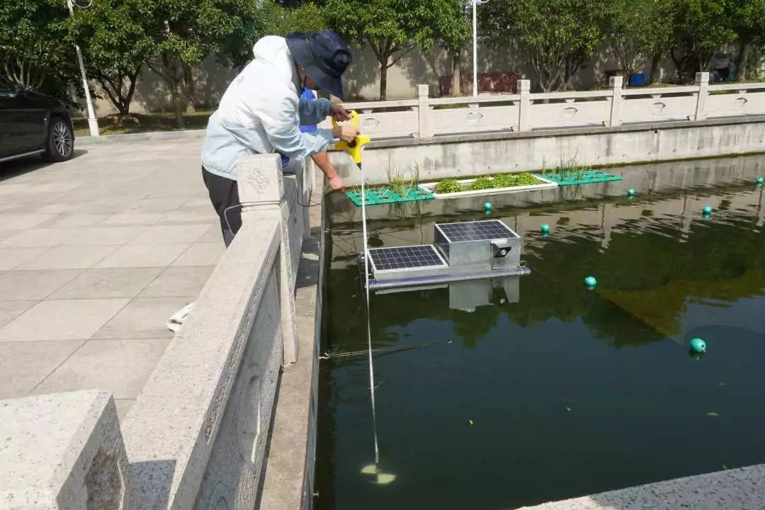 【<a href=http://m.r1lxrhg.cn target=_blank class=infotextkey>雙良</a><a href=http://m.r1lxrhg.cn target=_blank class=infotextkey>新型光催化</a>】“堅守”在汗水中閃光