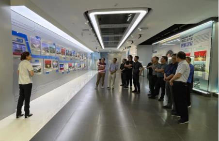 簡訊 | 玉溪江川區(qū)政府、區(qū)政協(xié)領(lǐng)導(dǎo)帶隊(duì)考察雙良環(huán)境